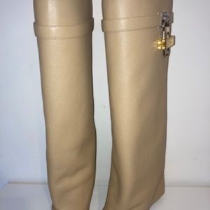 Givenchy Shark Lock Boots - Beige